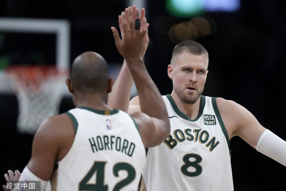 边路战术演 边路战术演