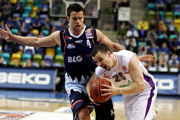 更多激动人 更多激动人